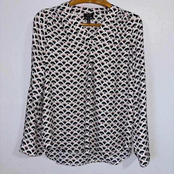 Jones New York Signature Blouse M Geo Print Cream Black Long Sleeve Roll Tab - Picture 1 of 6